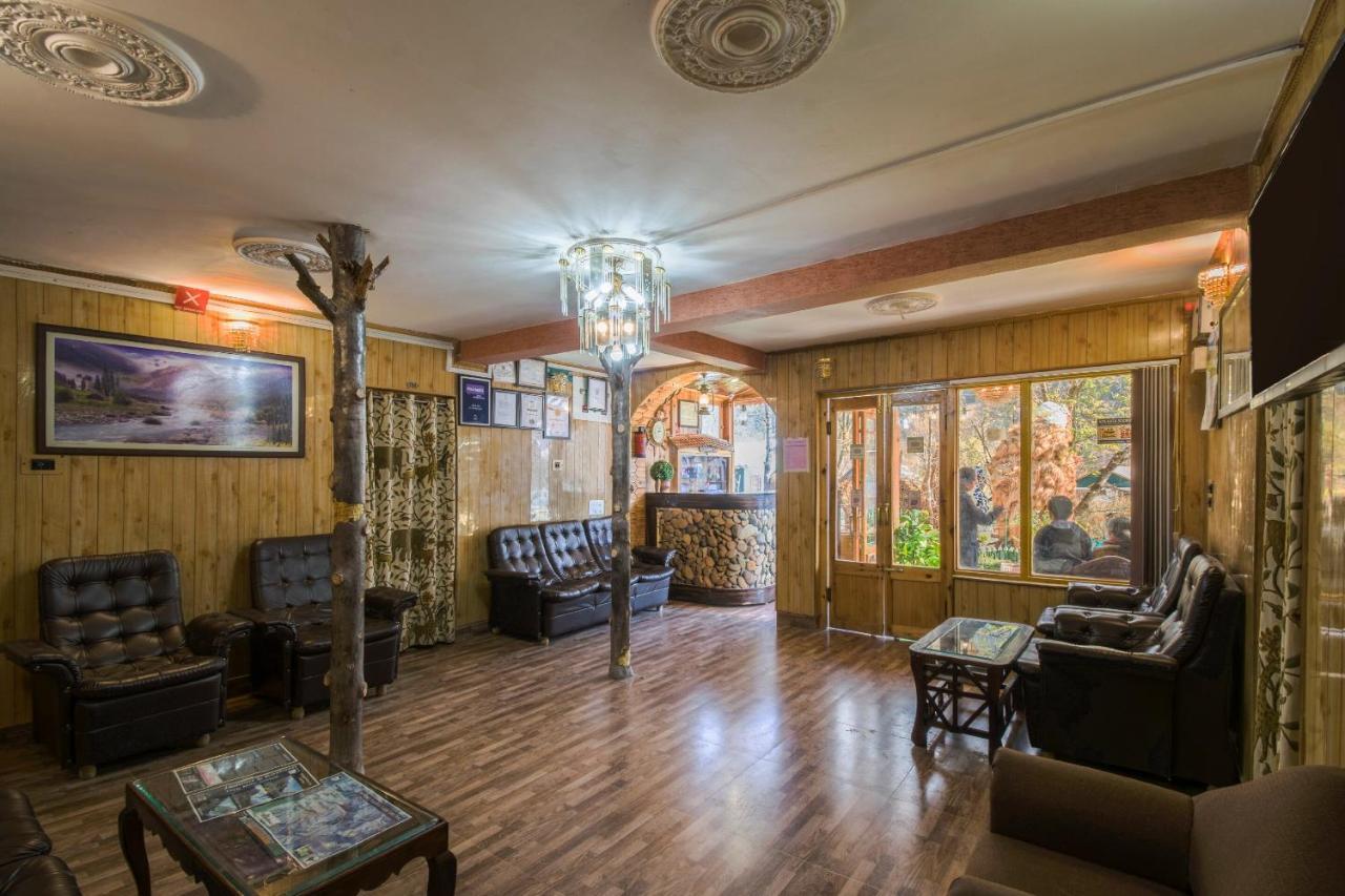 Pahalgām Oyo 5472 Bombay Palace מראה חיצוני תמונה