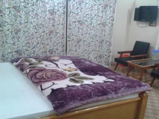 Pahalgām Oyo 5472 Bombay Palace מראה חיצוני תמונה